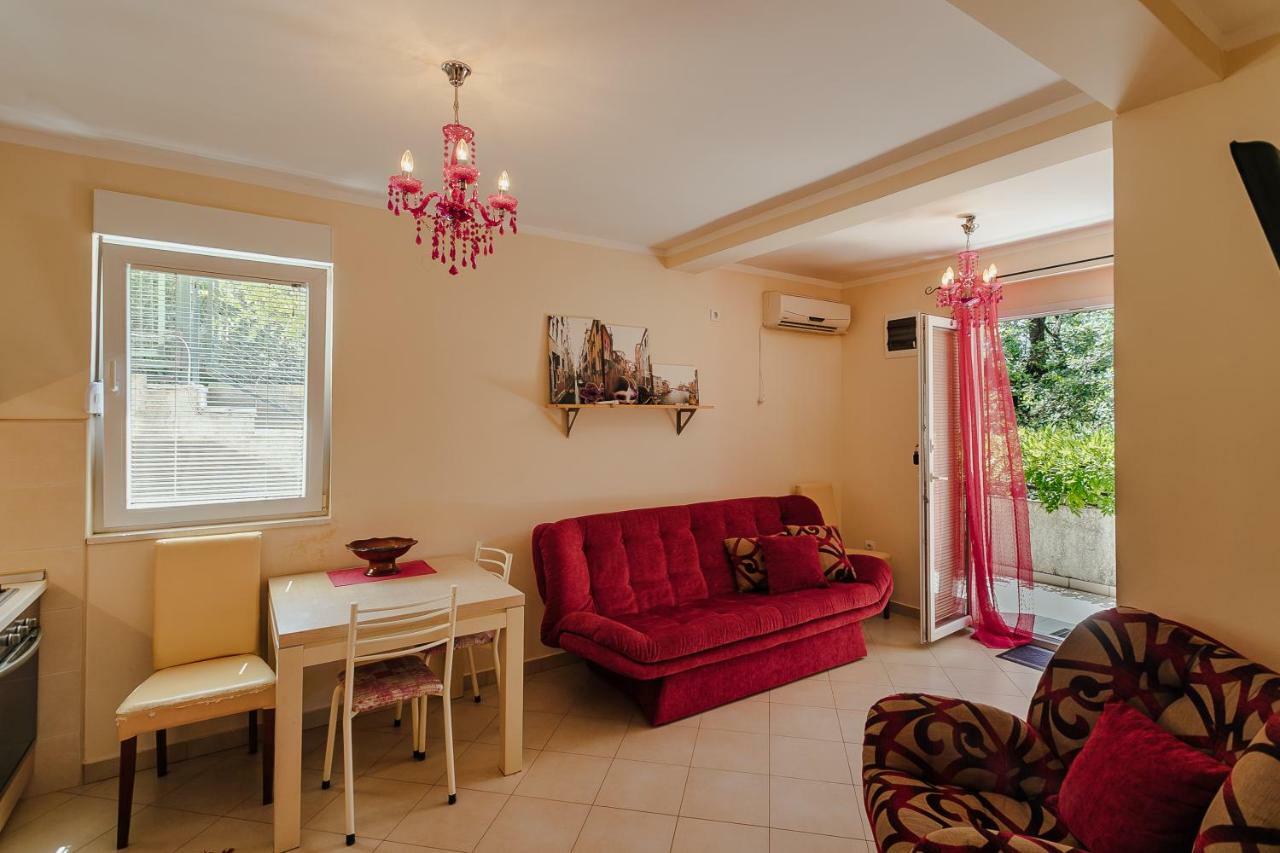 Poolside Apartments Miljan I Ranko Herceg Novi Esterno foto